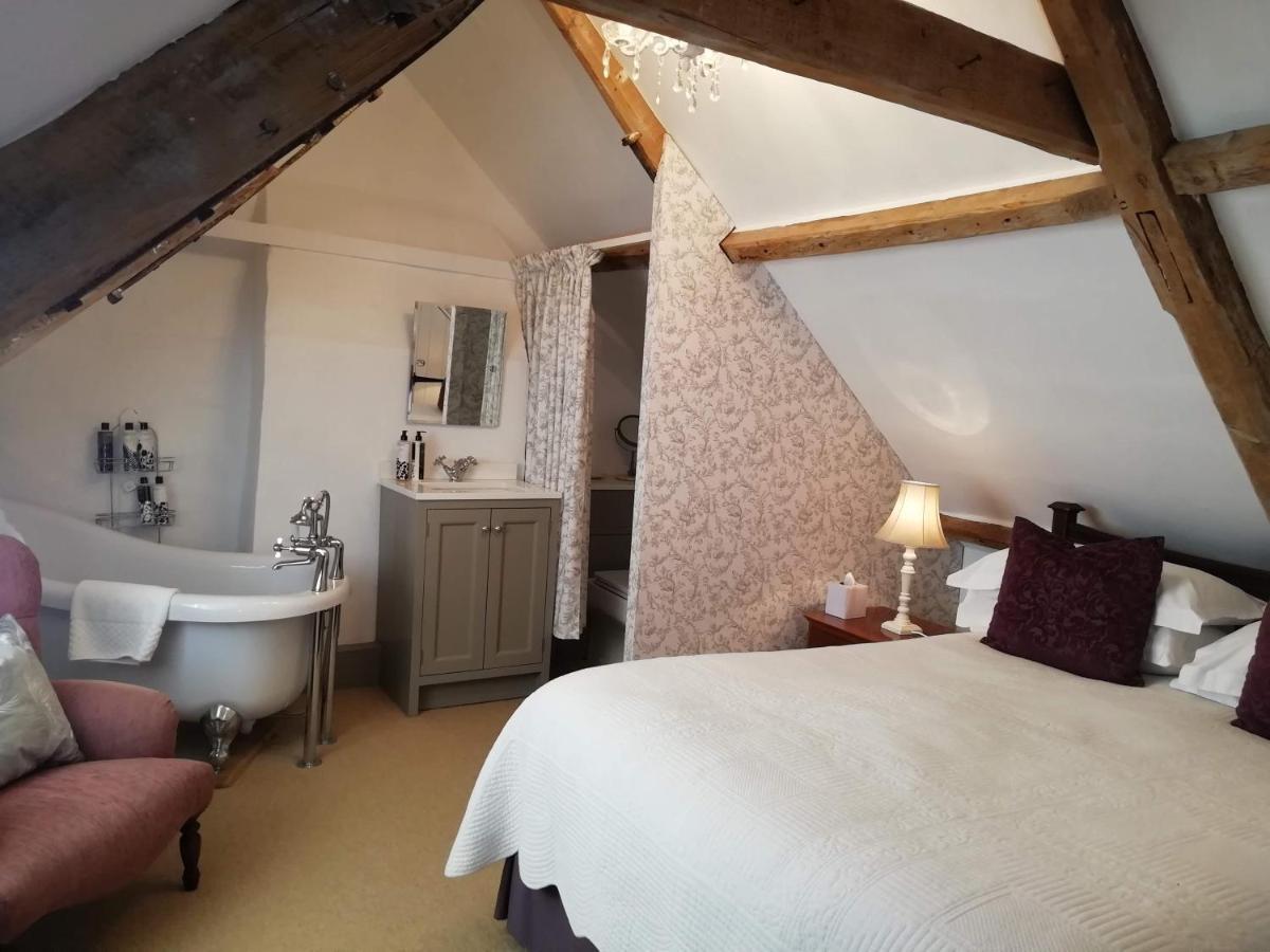 Carrick'S At Castle Farm Hotel Swanton Morley Buitenkant foto