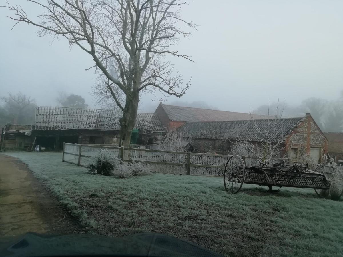 Carrick'S At Castle Farm Hotel Swanton Morley Buitenkant foto