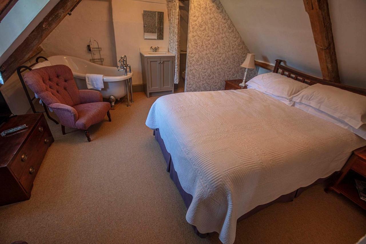 Carrick'S At Castle Farm Hotel Swanton Morley Buitenkant foto