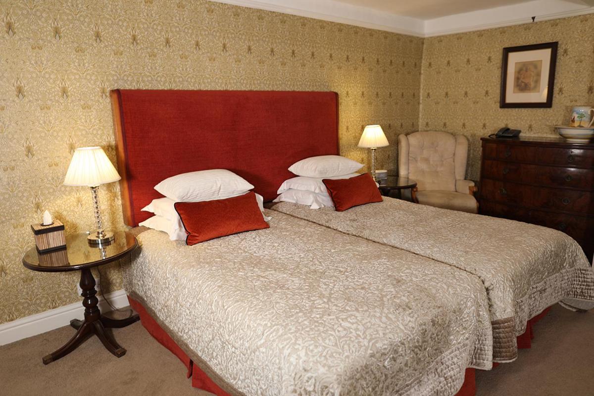 Carrick'S At Castle Farm Hotel Swanton Morley Buitenkant foto