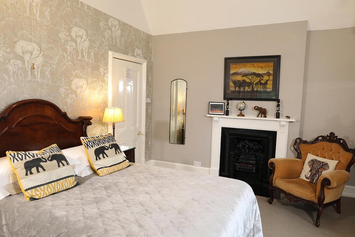 Carrick'S At Castle Farm Hotel Swanton Morley Buitenkant foto